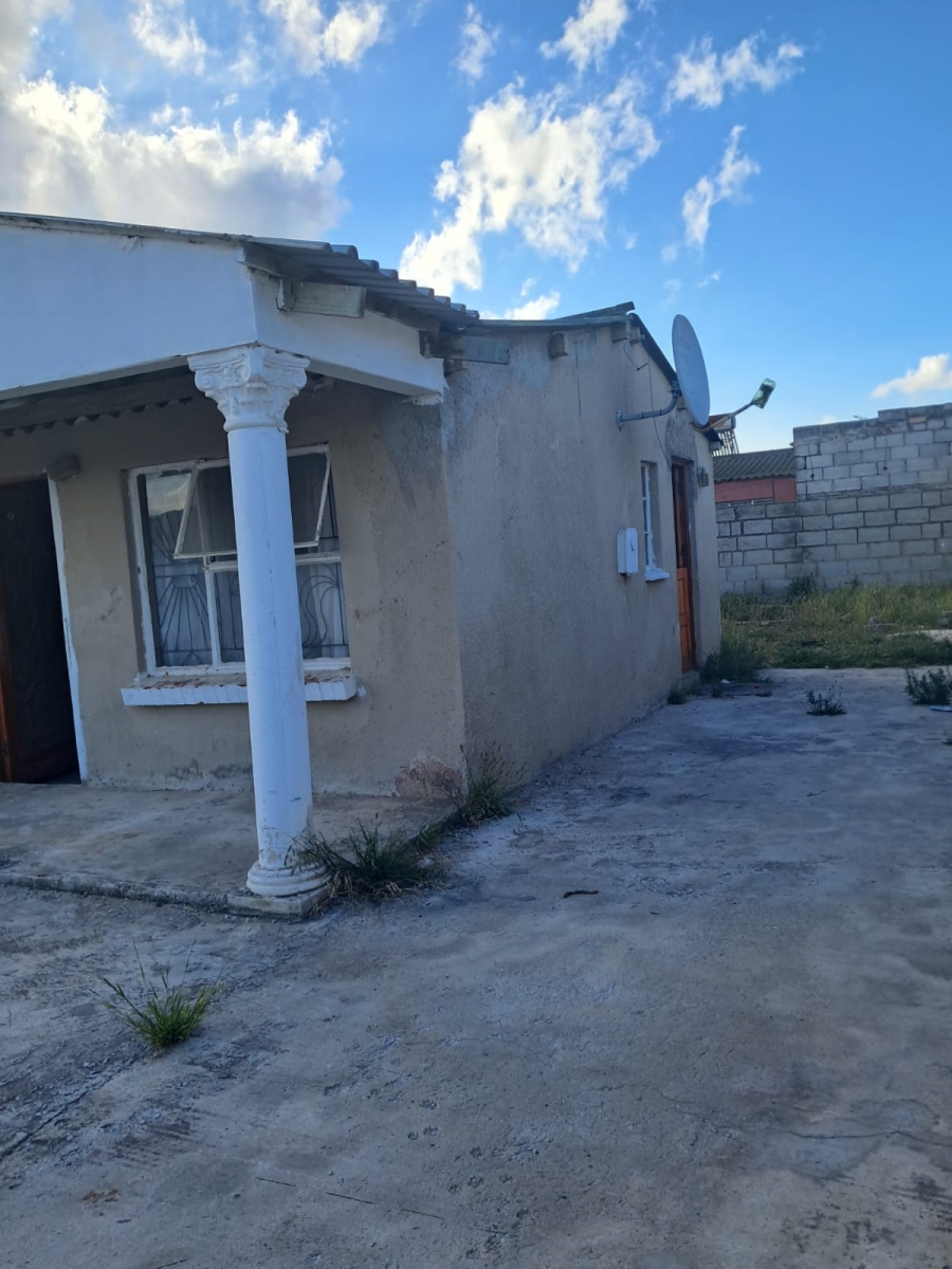 2 Bedroom Property for Sale in Kwazakhele Eastern Cape